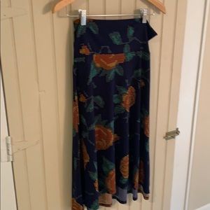 Soft LulaRoe Azure skirt